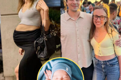 Fox News Star Kat Timpf Finally Reveals Baby’s Name, Weight, and SHOCKING Hobby—Fans Are in Awe!