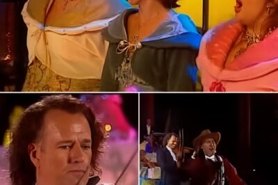 André Rieu, the “King of the Violin”, offers a mesmerizing musical experience in his In the Saloon concert. With a delicate blend of classical melodies and soothing waltz rhythms, Rieu not only performs music but also deeply connects with the audience. Under his skillful direction, the Johann Strauss Orchestra creates an emotional space, making each note a captivating and intimate story.