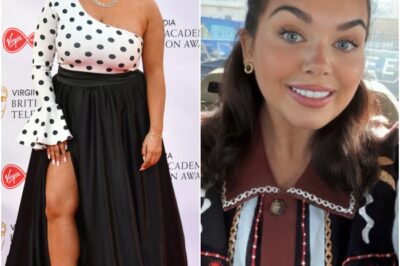 Scarlett Moffatt looks ‘stunning’ as she ‘shows off weight loss’ in new snap: ‘Wowsers, you look amazing’!